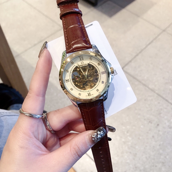 ブランド時計全体デザイン